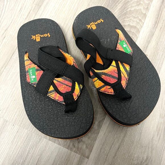Sanuk Sandals Toddler 7 Black and Orange Slingback Strap Flip Flop - Picture 2 of 5